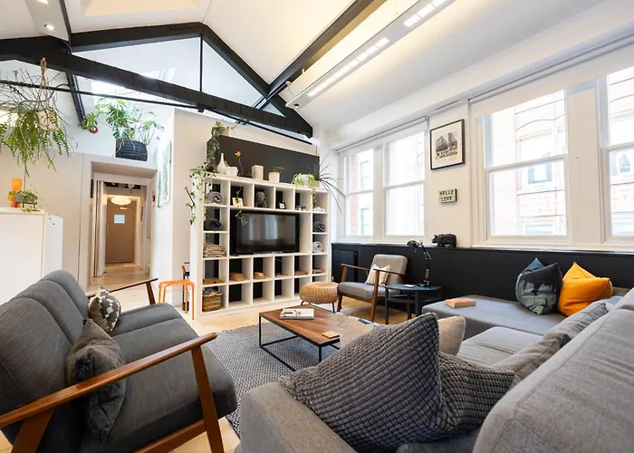 Central And Quirky Northern Quarter Flat, Manchester
